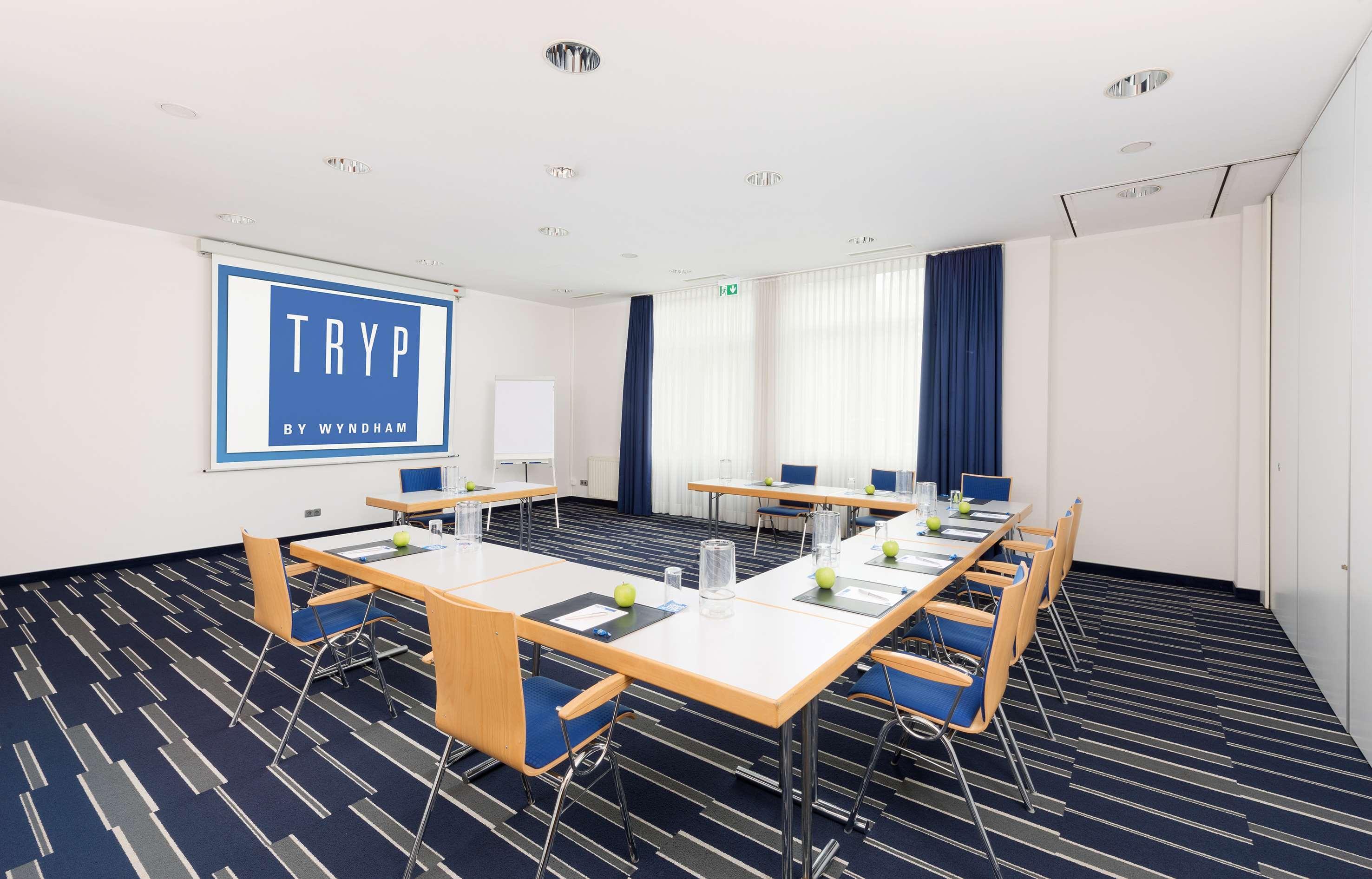 Hotel Bochum Wattenscheid Affiliated By Melia Exterior photo